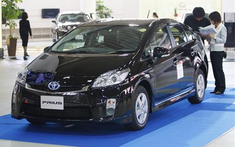 Toyota Avrupa’da ‘temiz’ araçlarla gaza basacak!