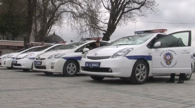 İstanbul Emniyeti şehrin güvenliğini sağlamakta Toyota Prius Hibrid kullanacak